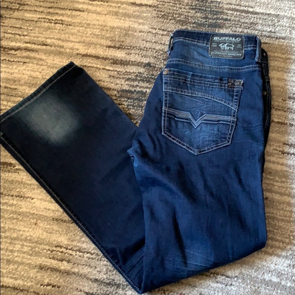 Buffalo Brady-X Size 32/34